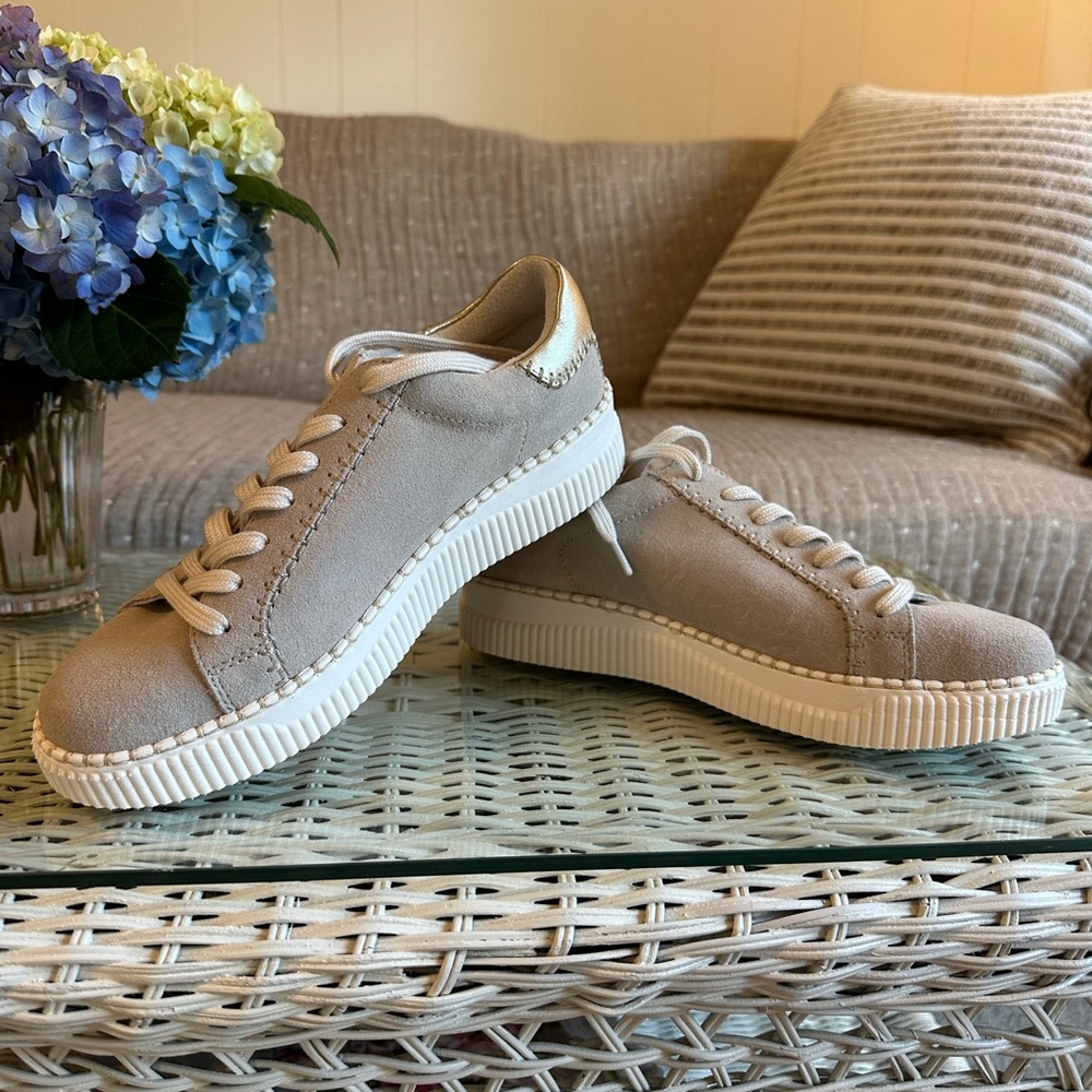 Sofff Women's Casual Sneakers